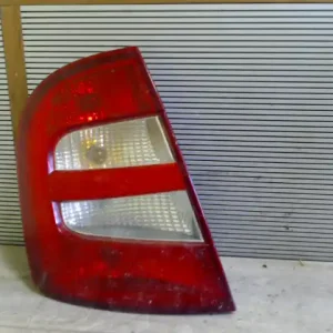 Biztonságos fizetés SKODA FABIA 99-07 Bal hátsó lámpa 5 ajtós bontott alkatrész