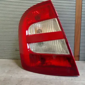 Azonnal elérhető SKODA FABIA 99-07 Bal hátsó lámpa bontott alkatrész