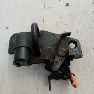 Ajánlat SKODA FABIA 99-07 Csomagtérajtó zár ütköző bontott alkatrész