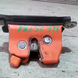 Végkiárusítás SKODA FABIA 99-07 Csomagtérajtó zárszerkezet bontott alkatrész