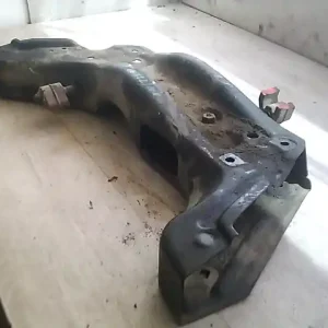 Gyors szállítás SKODA FABIA 99-07 Első bölcső futóműtartó segédkeret 1.2i bontott alkatrész