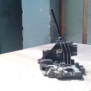 Biztonságos fizetés SKODA FABIA 99-07 Jobb első ajtó zárszerkezet központizáras 5 ajtós bontott alkatrész