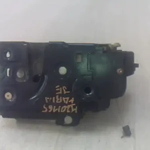 Bestseller SKODA FABIA 99-07 Jobb első ajtó zárszerkezet mechanikus 5 ajtósbontott alkatrész