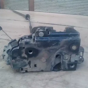 Ingyenes szállítás SKODA FABIA 99-07 Jobb hátsó ajtó zárszerkezet központi záras 5 ajtós bontott alkatrész