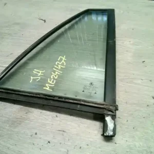 Gyors kiszállítás SKODA FABIA 99-07 Jobb hátsó fixüveg ajtóban kombi bontott alkatrész