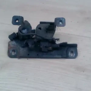 Vásárlói kedvenc SKODA FABIA 99-07 Motorháztető zár bontott alkatrész