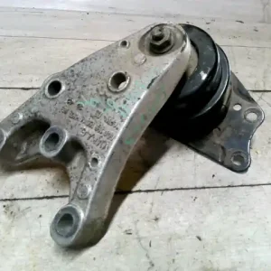 Kedvezményes ár SKODA FABIA 99-07 Motortartó gumibak jobb 1.2i bontott alkatrész