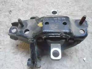 Kiárusítás SKODA FABIA 99-07 Sebességváltó tartó bak bontott alkatrész