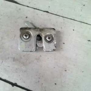 Bestseller SKODA FAVORIT Csomagtér ajtó zárszerkezet 5 ajtós bontott alkatrész