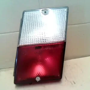 Biztonságos fizetés SKODA FAVORIT Jobb belső hátsó lámpa bontott alkatrész