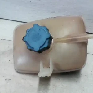 Akciós ár SKODA FAVORIT Kiegyenlítő tartály 1.3b bontott alkatrész