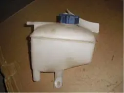 SKODA FELICIA Kiegyenlítő tartály bontott alkatrész Árengedmény