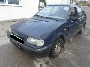 Újdonság SKODA FELICIA -97 Bal hátsó ajtóüveg bontott alkatrész