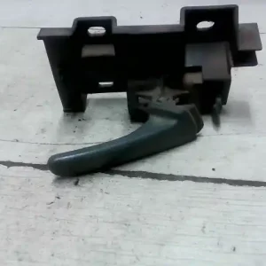 SKODA FELICIA -97 Jobb első belső kilincs bontott alkatrész Vedd meg online