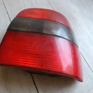 SKODA FELICIA -97 Jobb hátsó lámpa 5 ajtós bontott alkatrész Nézd meg most