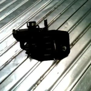 Újdonság SKODA FELICIA 97- Csomagtérajtó zár ütköző bontott alkatrész