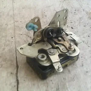 SKODA FELICIA 97- Jobb első ajtó zárszerkezet mechanikus bontott alkatrész Vásárlói kedvenc