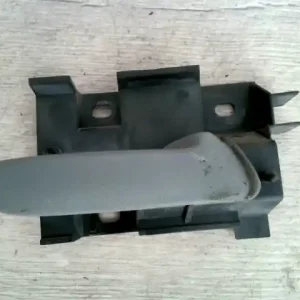 Vedd meg online SKODA FELICIA 97- Jobb első belső kilincs bontott alkatrész