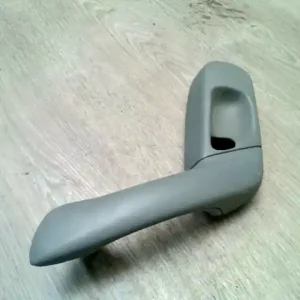 SKODA FELICIA 97- Jobb első kilincsburkolat takaró elem bontott alkatrész Vedd meg most