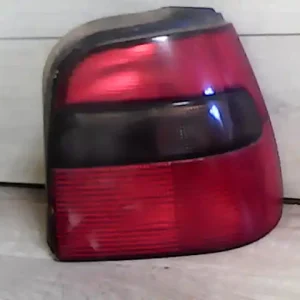 SKODA FELICIA 97- Jobb hátsó lámpa bontott alkatrész Végkiárusítás