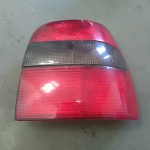 Vedd meg most SKODA FELICIA 97- Jobb hátsó lámpa bontott alkatrész