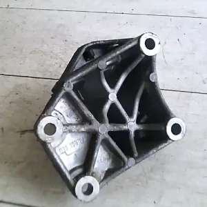 SKODA FELICIA 97- Motortartó bak bontott alkatrész Expressz szállítás