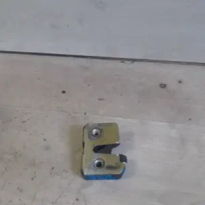 SKODA FELICIA PICKUP 97- Jobb első ajtó zárszerkezet mechanikus 4 ajtós, platós bontott alkatrész Biztonságos vásárlás