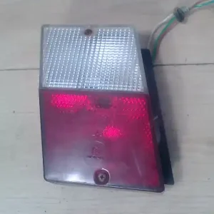 Ajánlat SKODA Forman Bal belső hátsó lámpa 5 ajtós bontott alkatrész