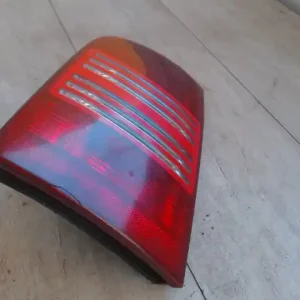 Gyors szállítás SKODA Octavia (1U) 1997.03.01-2011.08.31 Bal hátsó lámpa kombi bontott alkatrész