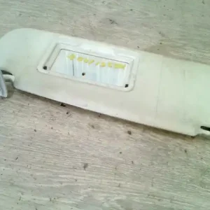 SKODA Octavia (1U) 1997.03.01-2011.08.31 Jobb napellenző bontott alkatrész Utolsó esély