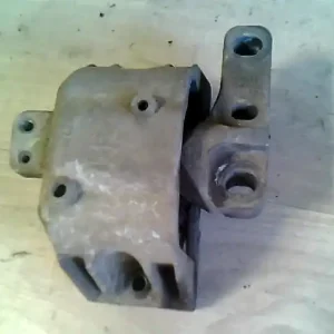 Vedd meg most SKODA Octavia (1U) 1997.03.01-2011.08.31 Motortartó gumibak jobb 1.8 i, 20 v, benzinturbo bontott alkatrész