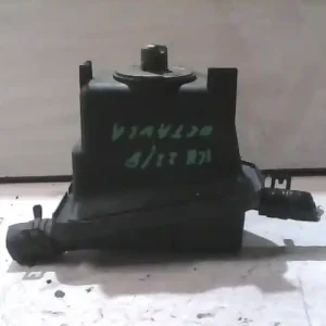 Ingyenes szállítás SKODA Octavia (1U) 1997.03.01-2011.08.31 Szervóolaj tartály bontott alkatrész