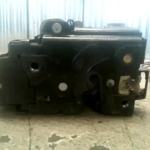 Árcsökkenés SKODA Octavia (1Z) 2004-2013 Jobb hátsó ajtó zárszerkezet központi záras kombi bontott alkatrész