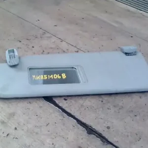 Vedd meg most SKODA OCTAVIA 00-04 Bal napellenző bontott alkatrész