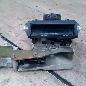 SKODA OCTAVIA 00-04 Csomagtérajtó kilincs kombi bontott alkatrész Szuper akció