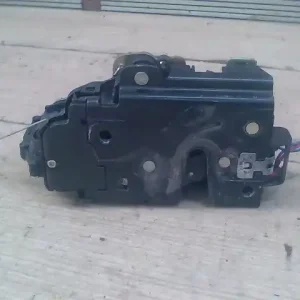 Szezonális akció SKODA OCTAVIA 00-04 Jobb hátsó ajtó zárszerkezet központi záras 5 ajtós bontott alkatrész