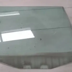 SKODA OCTAVIA 00-04 Jobb hátsó ajtóüveg bontott alkatrész Biztonságos fizetés