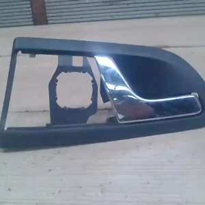 Alacsony ár SKODA OCTAVIA 00-04 Jobb hátsó belső kilincs 5 ajtós bontott alkatrész