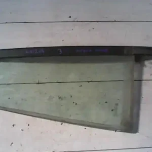 Vedd meg online SKODA OCTAVIA 00-04 Jobb hátsó fixüveg ajtóban bontott alkatrész