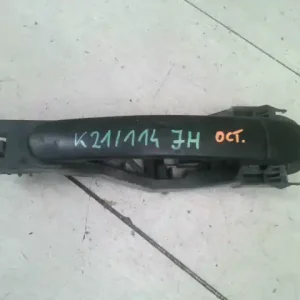 Vedd meg most SKODA OCTAVIA 00-04 Jobb hátsó külső kilincs 5 ajtós bontott alkatrész