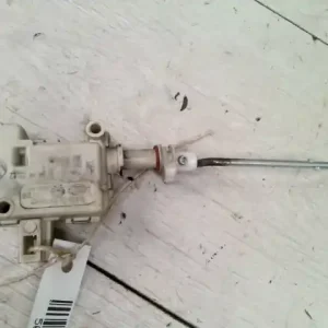 SKODA OCTAVIA 00-04 Központizár motor tankajtóhoz bontott alkatrész Prémium