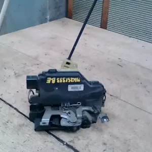 Biztonságos fizetés SKODA OCTAVIA 04-08 Bal első ajtó zárszerkezet központi záras 5 ajtós bontott alkatrész