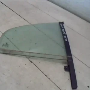 Vásárlói kedvenc SKODA OCTAVIA 97-00 Jobb hátsó fixüveg ajtóban zöld 5 ajtós 5 ajtós bontott alkatrész