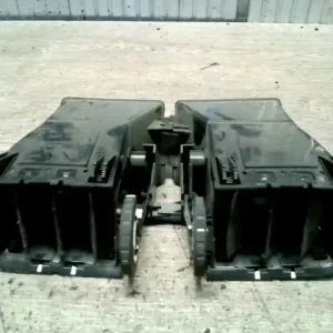 SKODA ROOMSTER PRAKTIK Középső szellőző bontott alkatrész Népszerű