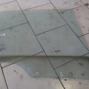 Árcsökkenés SSANGYONG ACTYON SPORT 2005-2010 Bal hátsó ajtóüveg 4 ajtós, platós bontott alkatrész