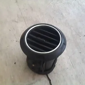 Azonnali szállítás SSANGYONG ACTYON SPORT 2005-2010 Szellőző bal bontott alkatrész