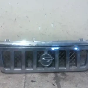 SSANGYONG KORANDO FAMILY Hűtőrács díszrács bontott alkatrész Nézd meg most