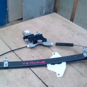 Gyors szállítás SSANGYONG Kyron 2005- Bal hátsó ablakemelő szerkezet elektromos egyterű bontott alkatrész