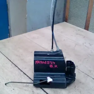 SSANGYONG Kyron 2005- Bal hátsó ajtó zárszerkezet központi záras egyterű bontott alkatrész Kihagyhatatlan ajánlat