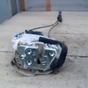 Csak ma SUBARU Legacy2009-2014 BM/BR Jobb első ajtó zárszerkezet központizáras bontott alkatrész